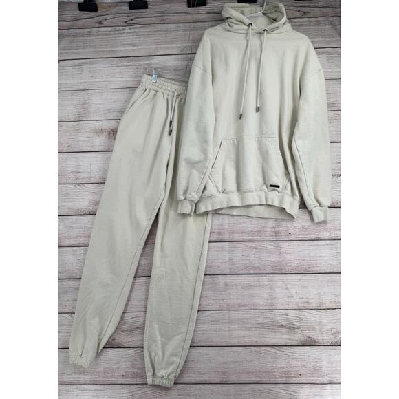 Snax Clothing Hoodie and Jogger Sweatpants Men's Size Medium Cream/Ivory